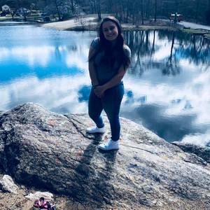 Meet your Posher, Bree